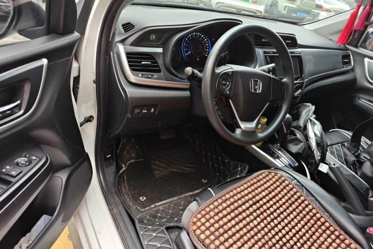 Used Honda Crider 2016 1.8L CVT Luxury Edition Driver Seat