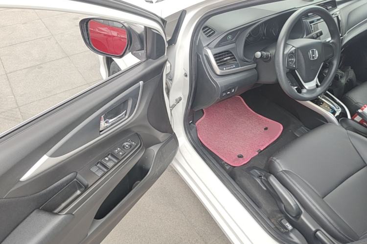 Used Honda Crider 2016 1.8L CVT Luxury Edition Driver Seat