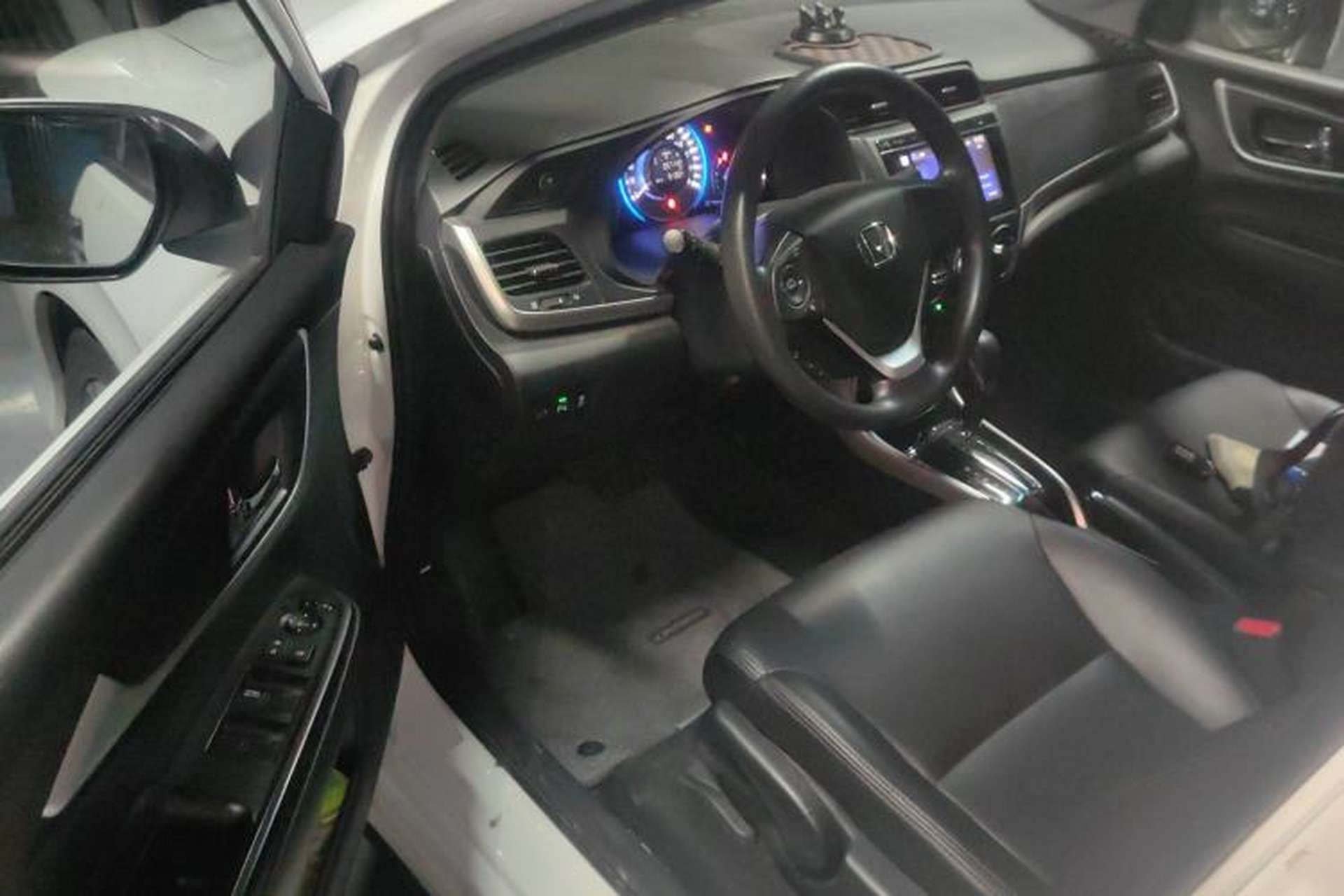 Used Honda Crider 2016 1.8L CVT Luxury Edition Driver Seat