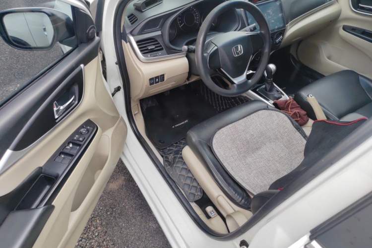 Used Honda Crider 2016 1.8L Manual Fashion Edition Driver Seat