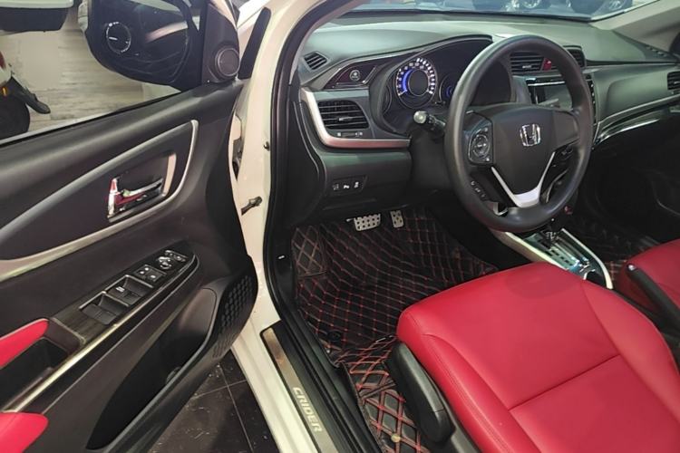 Used Honda Crider 2016 1.8L CVT Luxury Edition Driver Seat