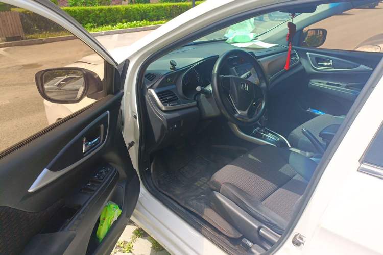 Used Honda Crider 2016 1.8L CVT Comfort Version Driver Seat