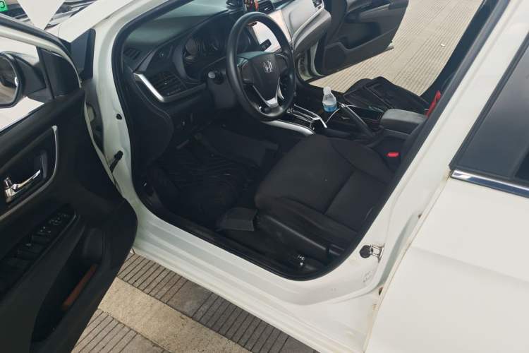 Used Honda Crider 2016 1.8L CVT Comfort Version Driver Seat