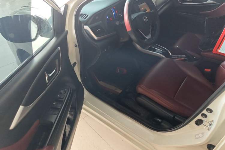 Used Honda Crider 2016 1.8L CVT Comfort Version Driver Seat
