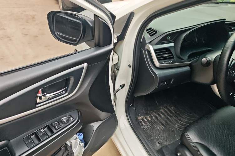 Used Honda Crider 2016 1.8L CVT Comfort Version Driver Seat