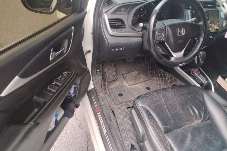 Used Honda Crider 2016 1.8L CVT Luxury Edition Driver Seat