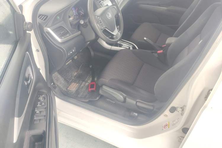 Used Honda Crider 2016 1.8L CVT Luxury Edition Driver Seat