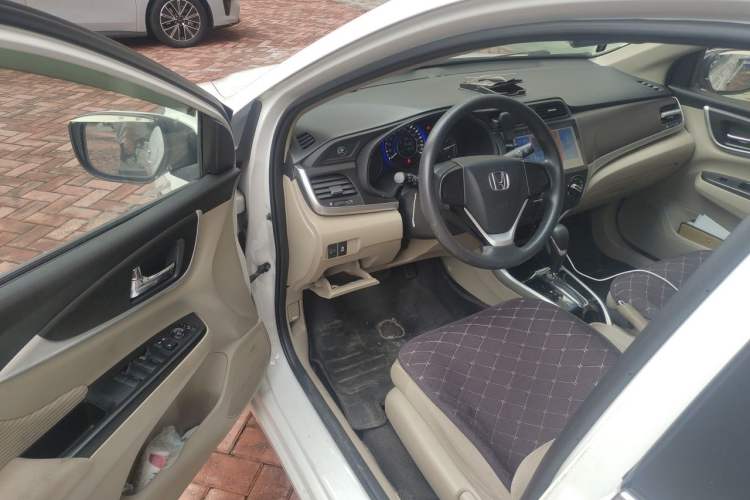 Used Honda Crider 2016 1.8L CVT Comfort Version Driver Seat