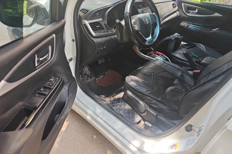 Used Honda Crider 2016 1.8L CVT Leading Edition Driver Seat
