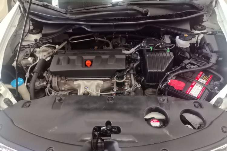 Used Honda Crider 2016 1.8L CVT Luxury Edition Engine Bay