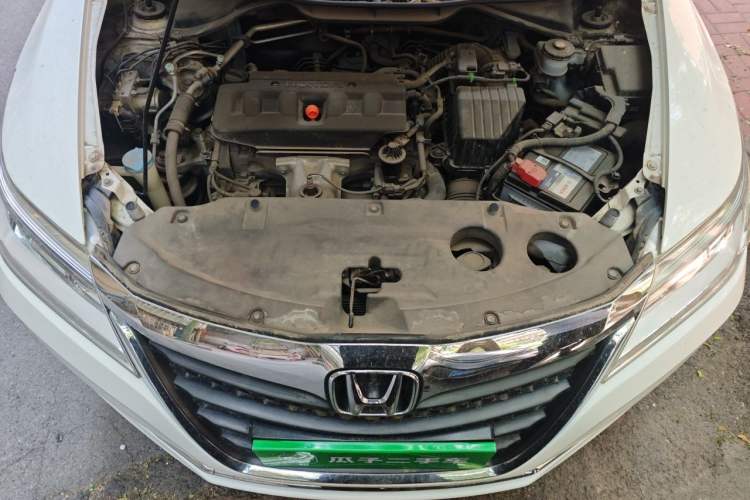 Used Honda Crider 2016 1.8L CVT Luxury Edition Engine Bay