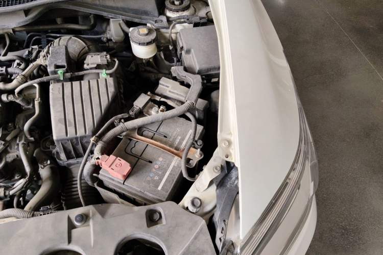 Used Honda Crider 2016 1.8L CVT Luxury Edition Engine Bay Left