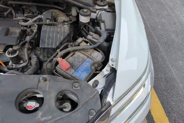 Used Honda Crider 2016 1.8L CVT Luxury Edition Engine Bay Left