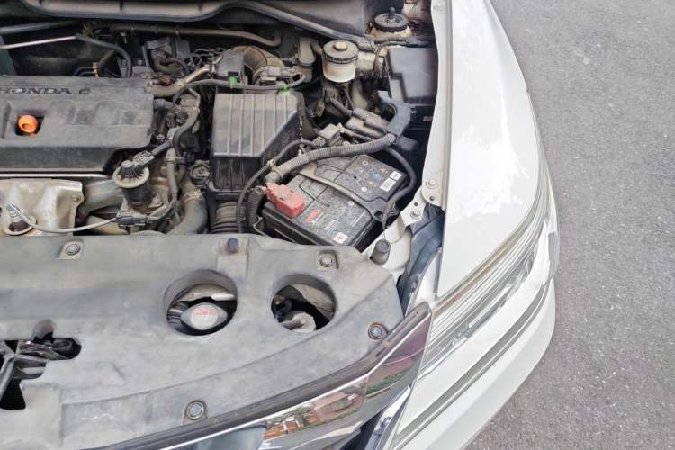 Used Honda Crider 2016 1.8L CVT Luxury Edition Engine Bay Left