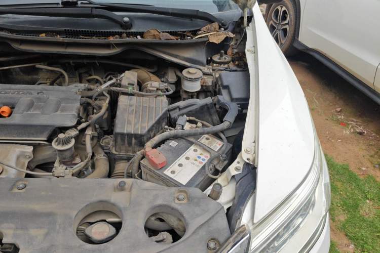 Used Honda Crider 2016 1.8L CVT Luxury Edition Engine Bay Left