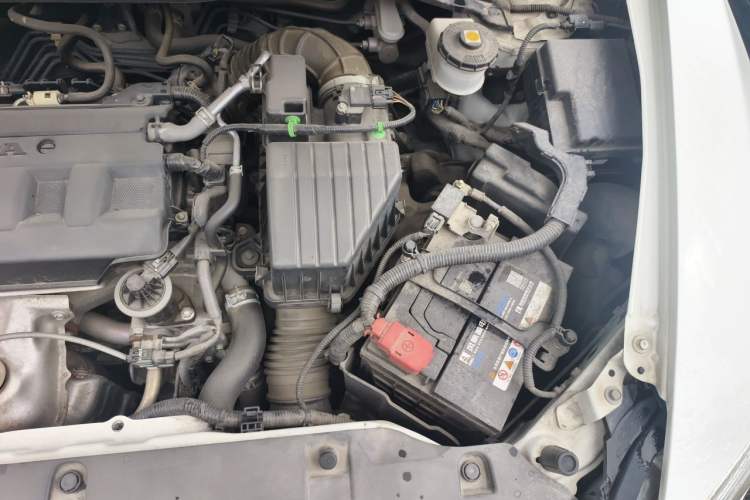 Used Honda Crider 2016 1.8L CVT Luxury Edition Engine Bay Left