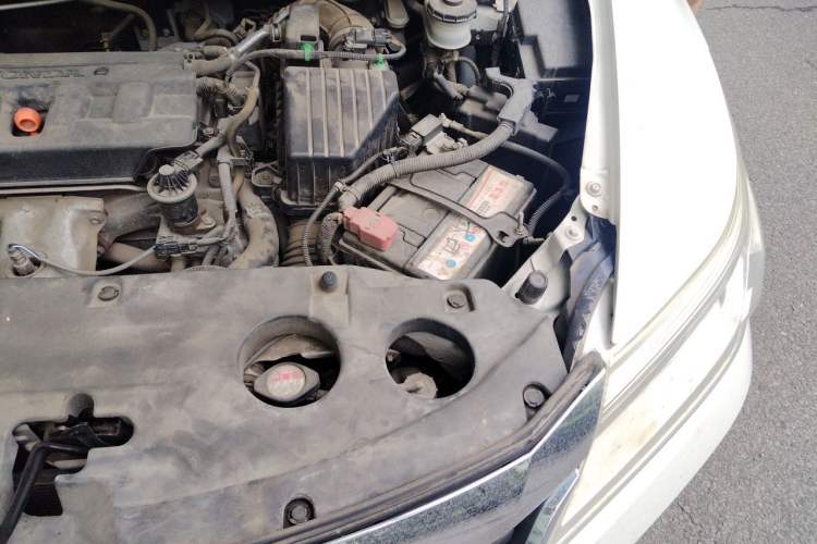 Used Honda Crider 2016 1.8L CVT Luxury Edition Engine Bay Left