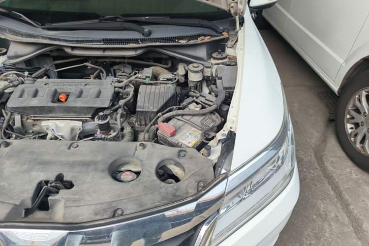 Used Honda Crider 2016 1.8L CVT Luxury Edition Engine Bay Left