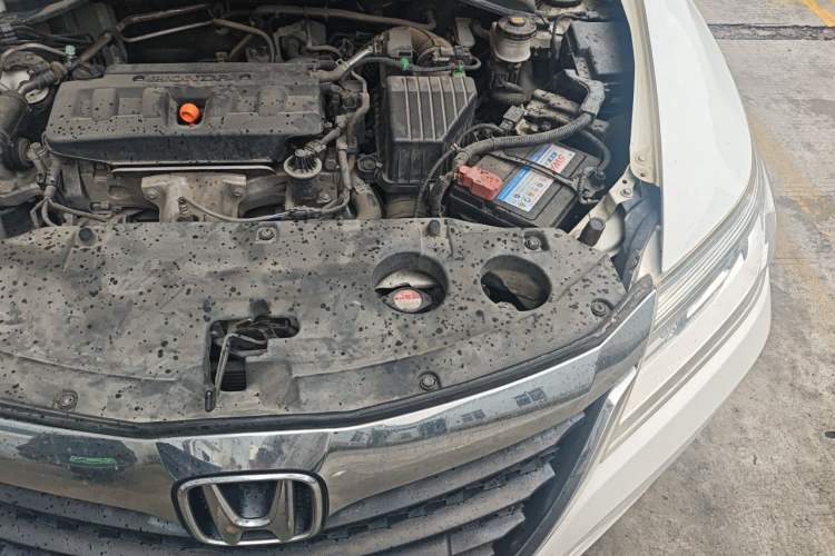 Used Honda Crider 2016 1.8L CVT Comfort Version Engine Bay Left