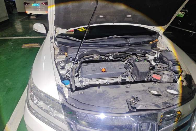 Used Honda Crider 2016 1.8L CVT Luxury Edition Engine Bay Right