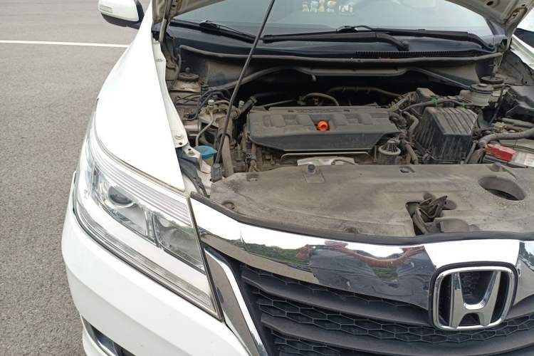 Used Honda Crider 2016 1.8L CVT Comfort Version Engine Bay Right