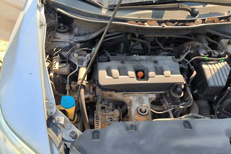 Used Honda Crider 2016 1.8L CVT Luxury Edition Engine Bay Right