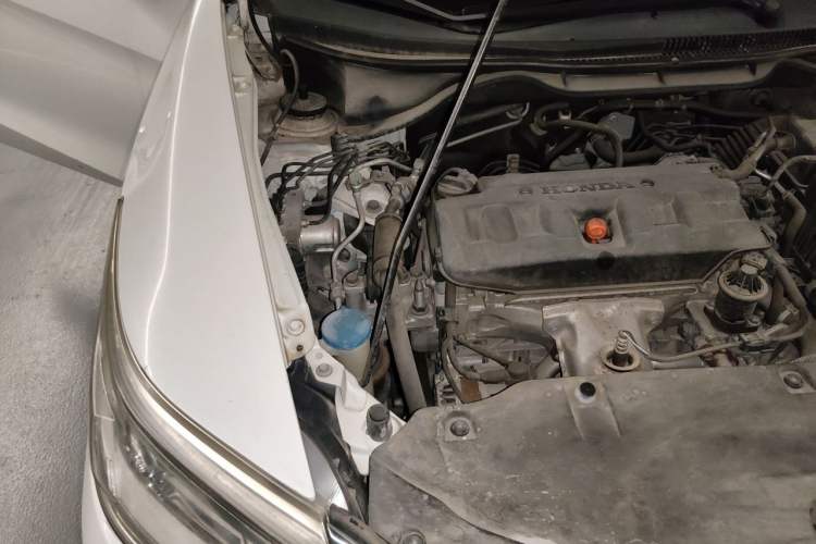 Used Honda Crider 2016 1.8L CVT Luxury Edition Engine Bay Right