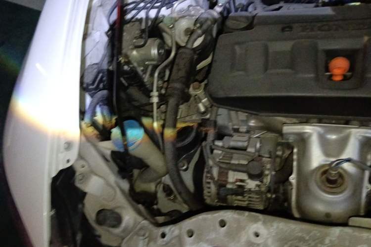 Used Honda Crider 2016 1.8L CVT Luxury Edition Engine Bay Right