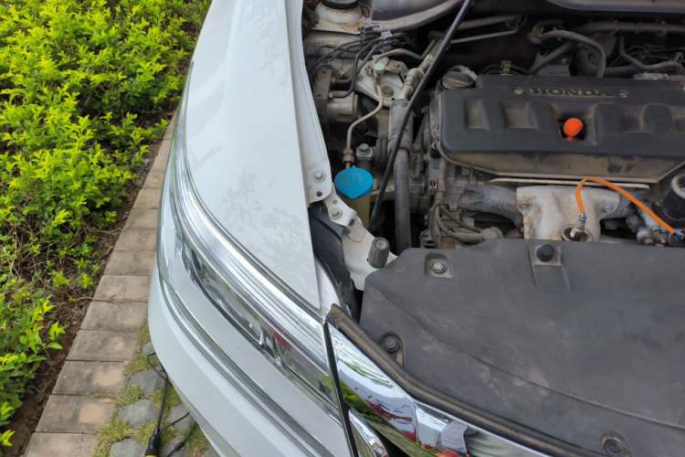 Used Honda Crider 2016 1.8L CVT Luxury Edition Engine Bay Right