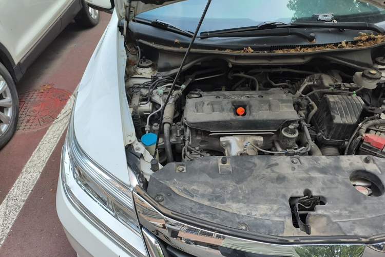 Used Honda Crider 2016 1.8L CVT Comfort Version Engine Bay Right