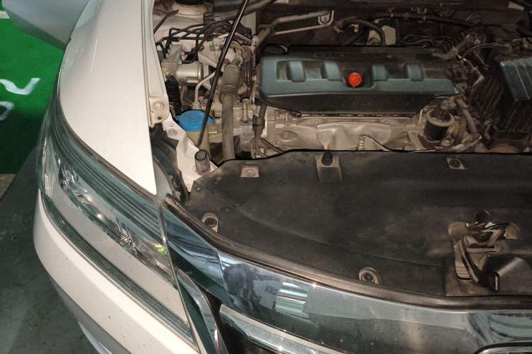 Used Honda Crider 2016 1.8L Manual Luxury Edition Engine Bay Right