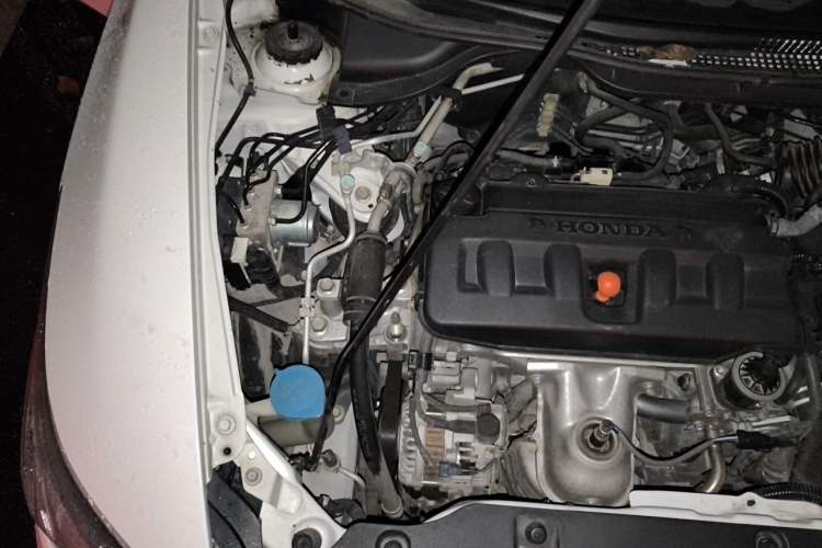 Used Honda Crider 2016 1.8L CVT Luxury Edition Engine Bay Right
