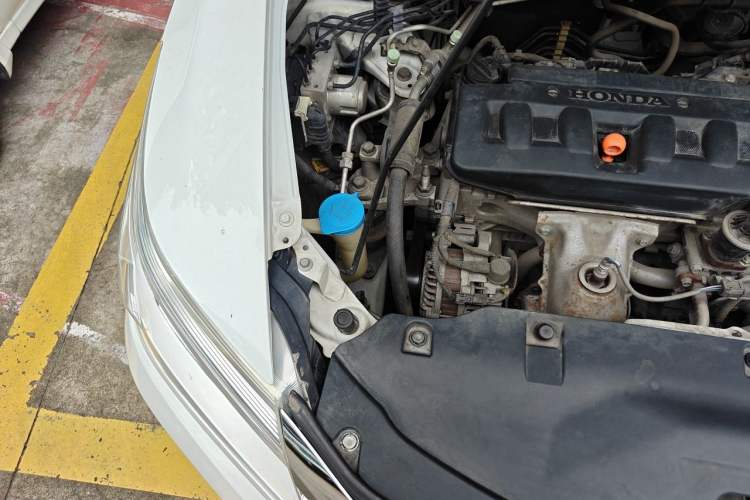 Used Honda Crider 2016 1.8L CVT Luxury Edition Engine Bay Right