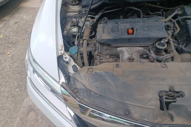 Used Honda Crider 2016 1.8L CVT Luxury Edition Engine Bay Right