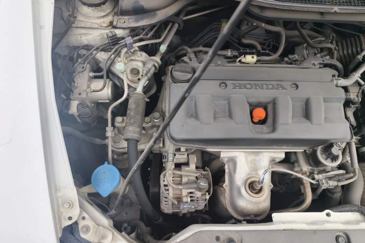 Used Honda Crider 2016 1.8L CVT Luxury Edition Engine Bay Right