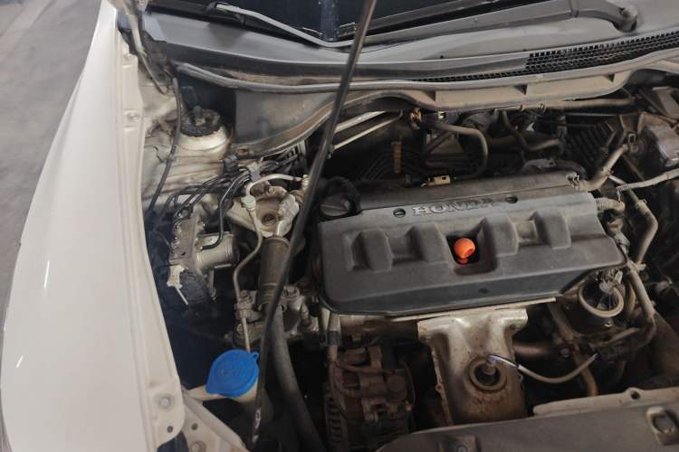 Used Honda Crider 2016 1.8L CVT Luxury Edition Engine Bay Right