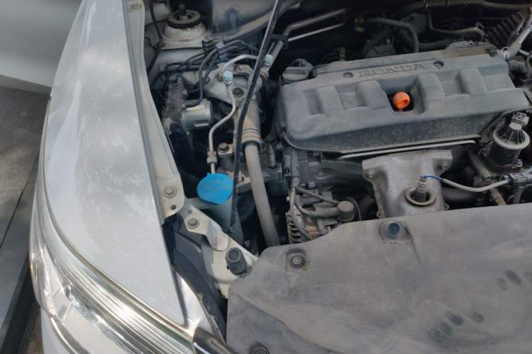Used Honda Crider 2016 1.8L CVT Luxury Edition Engine Bay Right