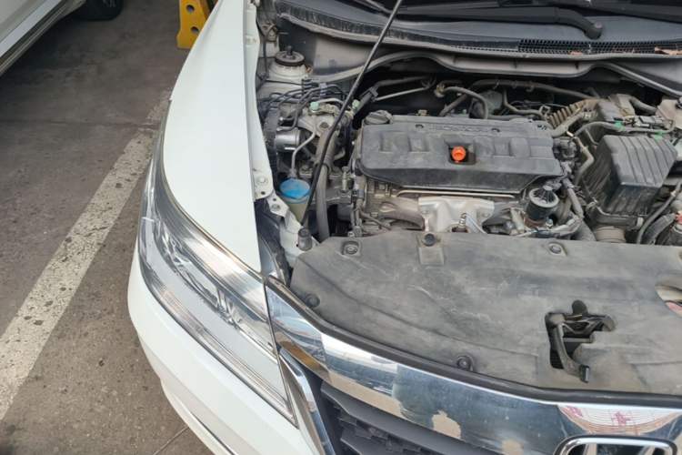 Used Honda Crider 2016 1.8L CVT Luxury Edition Engine Bay Right