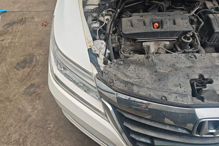 Used Honda Crider 2016 1.8L CVT Comfort Version Engine Bay Right