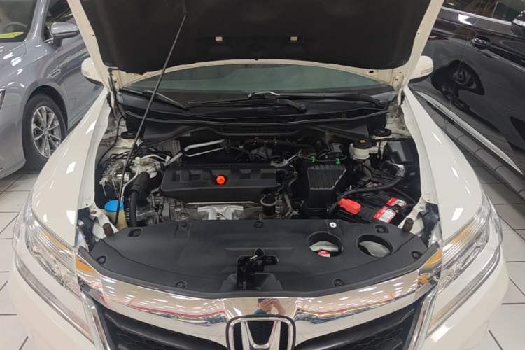 Used Honda Crider 2016 1.8L CVT Luxury Edition Engine Bay