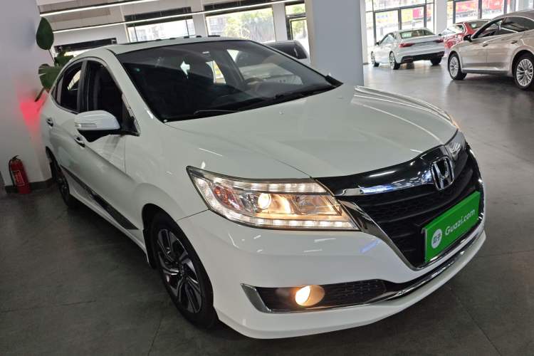 Used Honda Crider 2016 1.8L CVT Luxury Edition Exterior 1