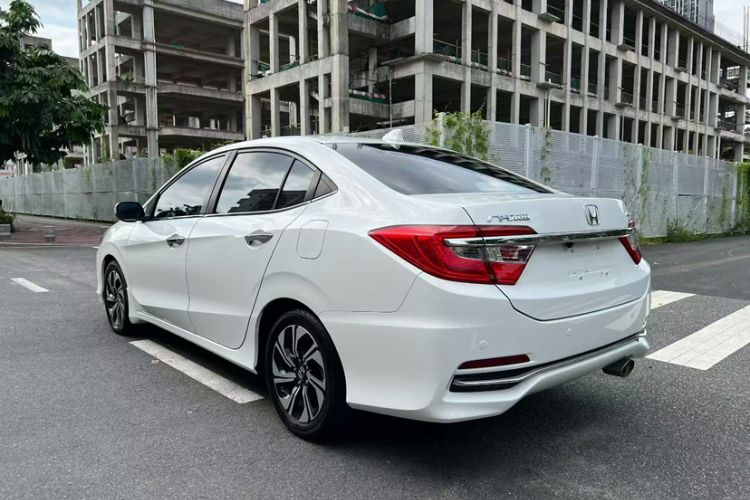 Used Honda Crider 2016 1.8L CVT Luxury Edition Exterior 1