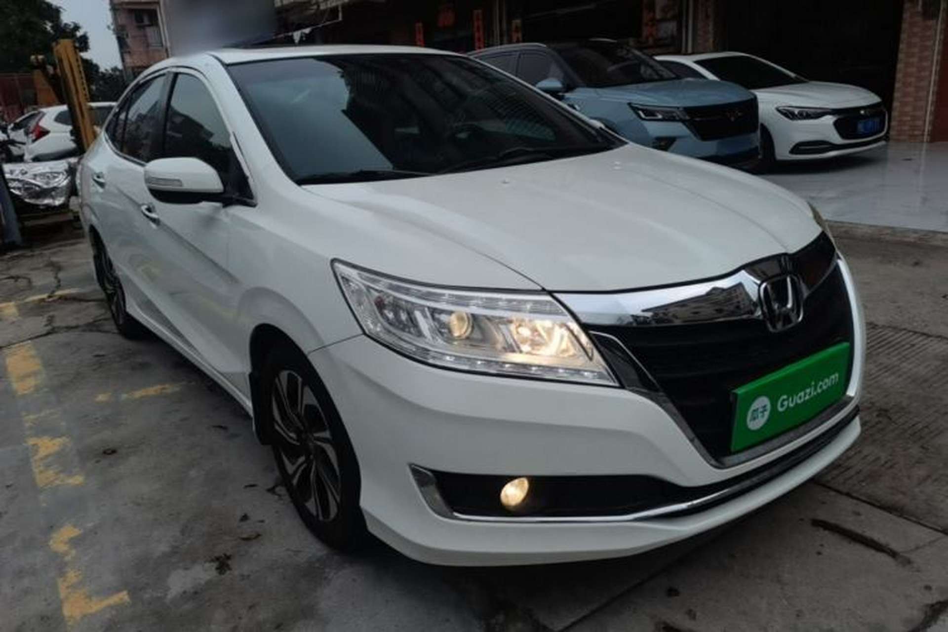 Used Honda Crider 2016 1.8L CVT Luxury Edition Exterior 1