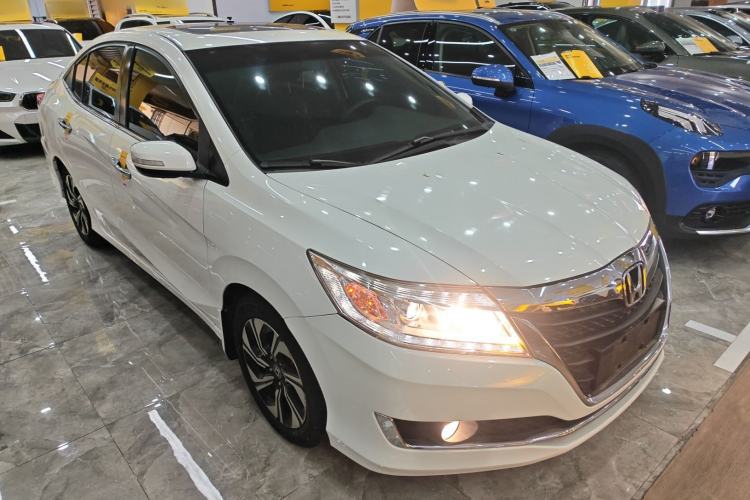 Used Honda Crider 2016 1.8L CVT Luxury Edition Exterior 2