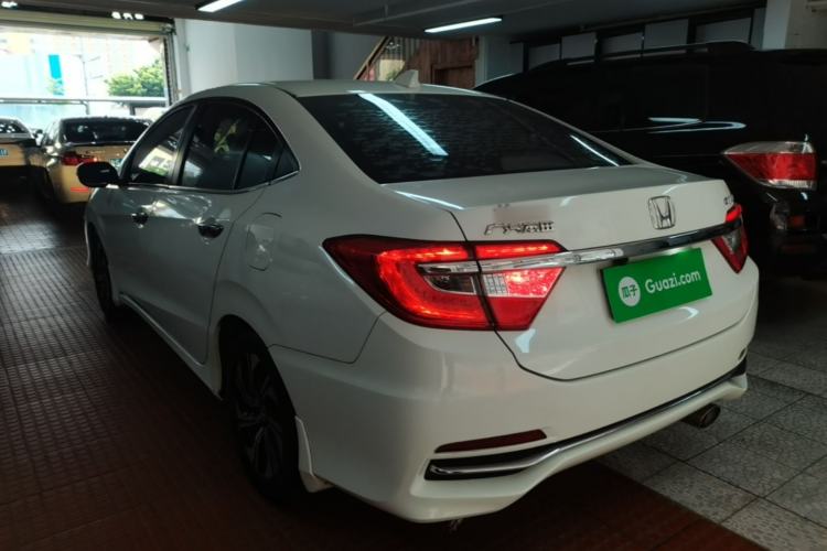 Used Honda Crider 2016 1.8L CVT Comfort Version Exterior 2