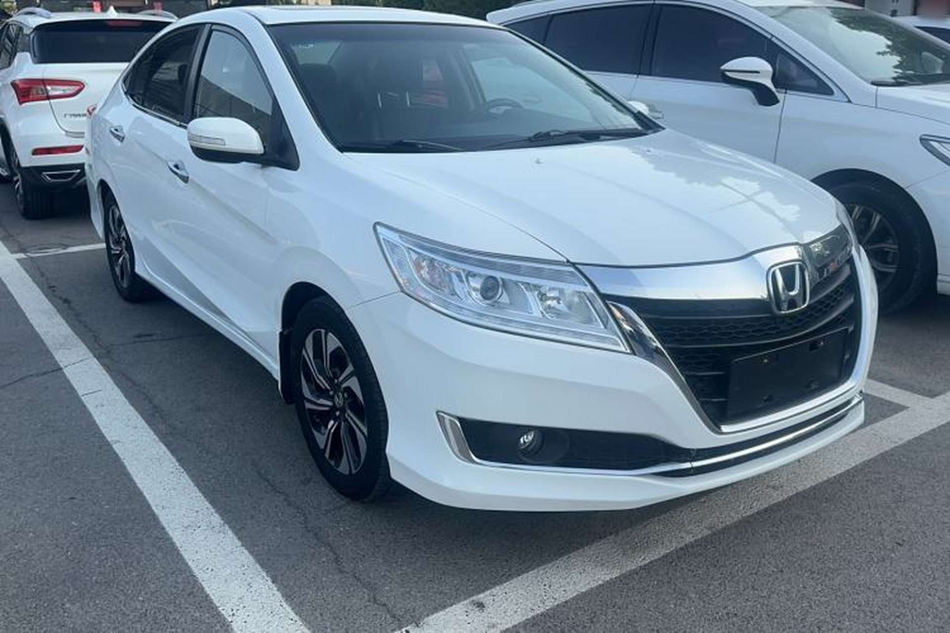 Used Honda Crider 2016 1.8L CVT Luxury Edition Exterior 2