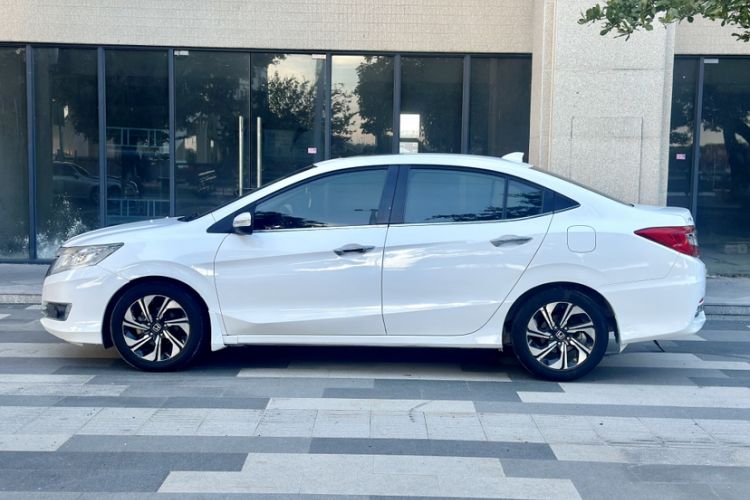 Used Honda Crider 2016 1.8L CVT Luxury Edition Exterior 3