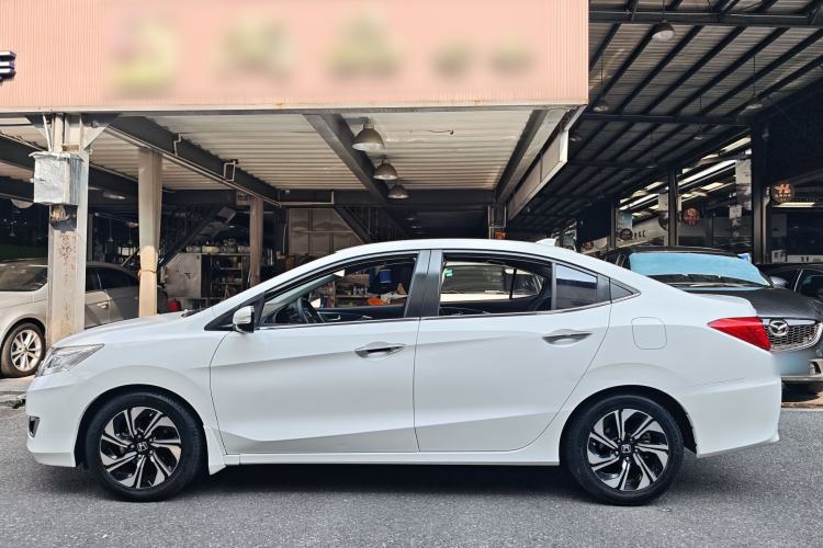 Used Honda Crider 2016 1.8L CVT Luxury Edition Exterior 3