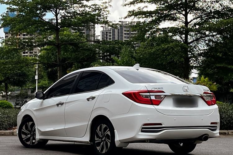 Used Honda Crider 2016 1.8L CVT Luxury Edition Exterior 3