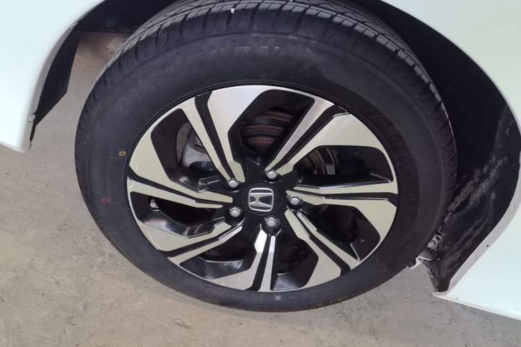 Used Honda Crider 2016 1.8L CVT Comfort Version Exterior 3